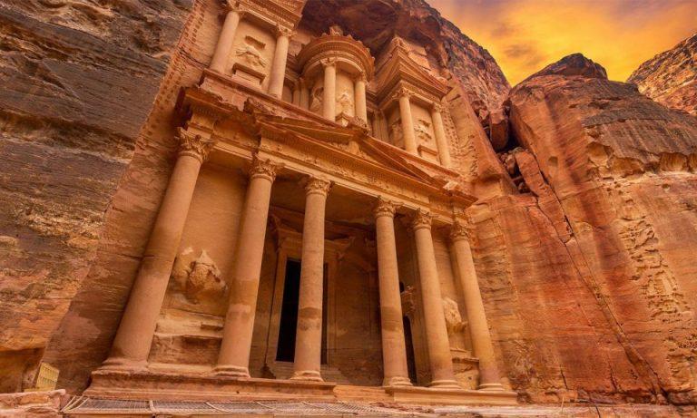 Day Tour to Petra by Ferry